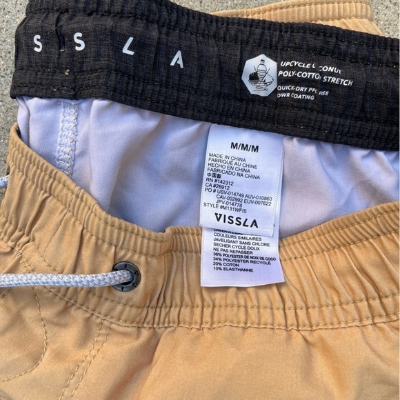 Men's Vissla Board Shorts Multicolor Colorblock M Striped Beach Surf Swim Sun - Picture 11 of 11